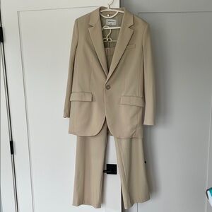 Aritzia Babaton Agency Blazer XS and Agency pant size0 cream